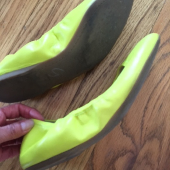 Y2K J crew leather yellow/green flats size 6 - Picture 3 of 4
